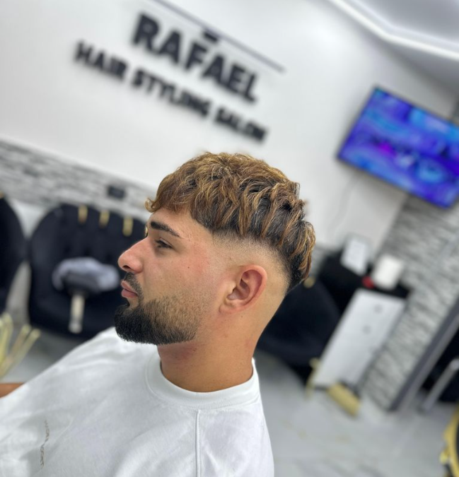 Client Rafael Salon 5