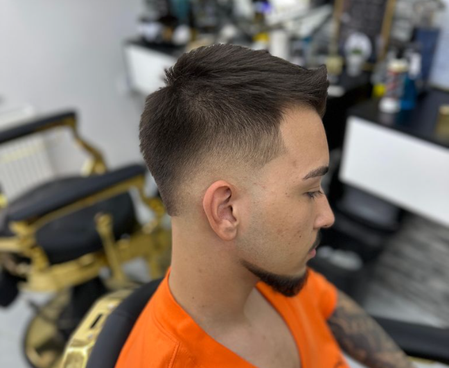 Client Rafael Salon 6