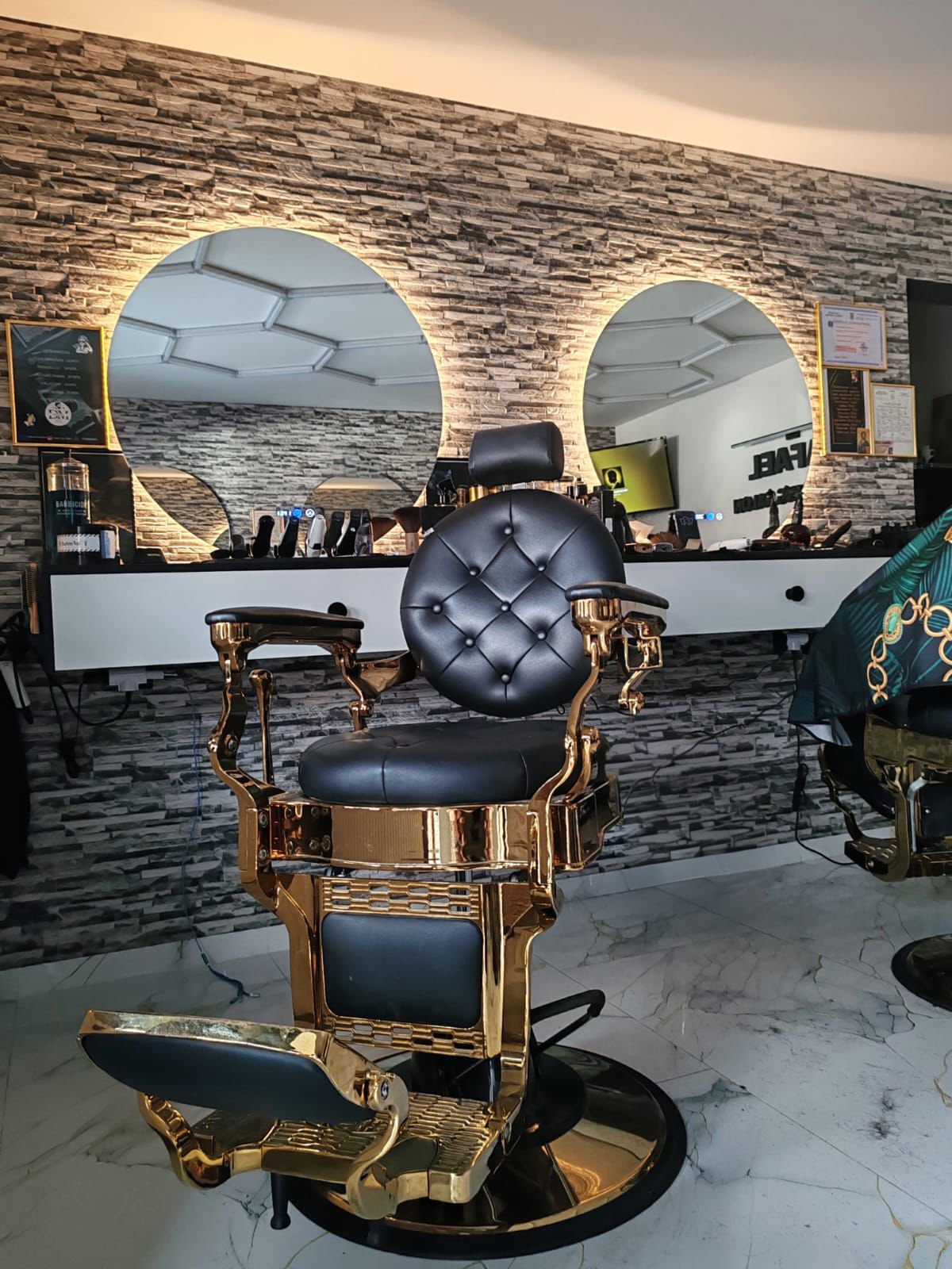 Interior Rafael Hair Styling Salon
